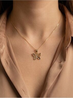 10k Solid Gold 0.5” Diamond Cut Butterfly Pendant 🦋✨